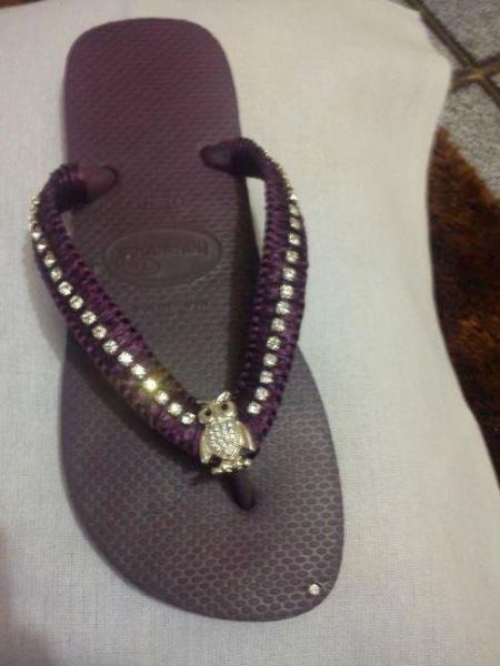 Jabuticaba com strass prata e coruja
